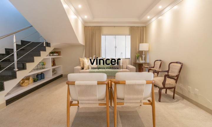 Imagem Casa com 4 Quartos à Venda, 227 m² em Jardim América - Goiânia Imagem Casa com 4 Quartos à Venda, 227 m² em Jardim América - Goiânia