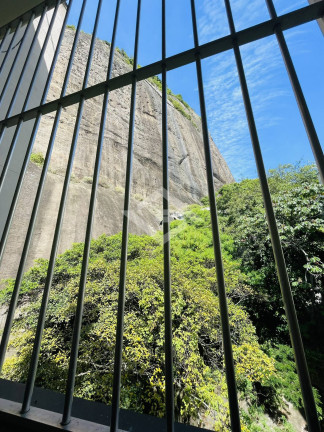 Imagem Cobertura com 5 Quartos à Venda, 250 m² em Copacabana - Rio De Janeiro