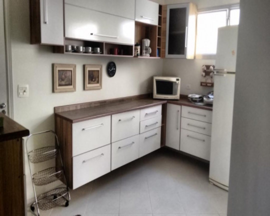 Imagem Apartamento com 3 Quartos à Venda, 130 m² em Pitangueiras - Guarujá