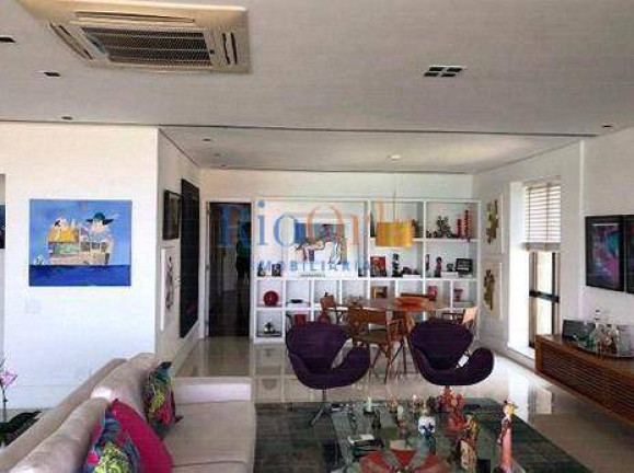 Imagem Apartamento com 4 Quartos à Venda, 277 m² em Barra Da Tijuca - Rio De Janeiro