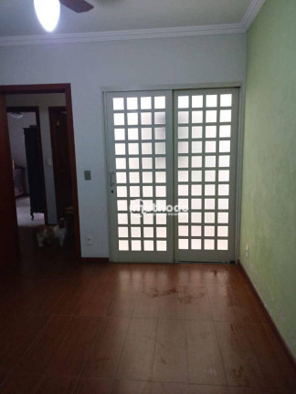 Imagem Casa com 3 Quartos à Venda, 200 m² em Vila Marieta - Campinas Imagem Casa com 3 Quartos à Venda, 200 m² em Vila Marieta - Campinas