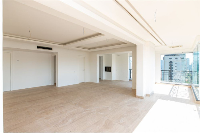 Imagem Imóvel com 3 Quartos à Venda,  em Moema - São Paulo