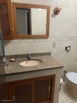 Imagem Casa com 3 Quartos para Temporada, 140 m² em Meia Praia - Itapema