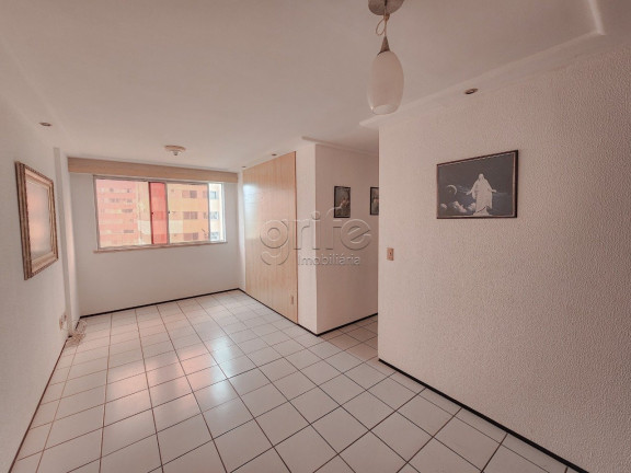 Imagem Apartamento com 3 Quartos à Venda, 54 m² em Jóquei Clube - Fortaleza