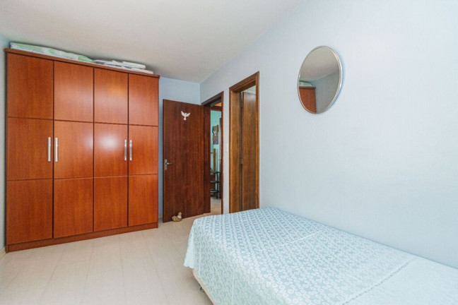Imagem Imóvel com 3 Quartos à Venda, 84 m² em Menino Deus - Porto Alegre Imagem Imóvel com 3 Quartos à Venda, 84 m² em Menino Deus - Porto Alegre