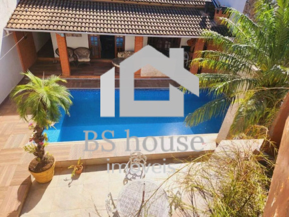Sobrado com 4 Quartos à Venda, 500 m² em Campestre - Santo André