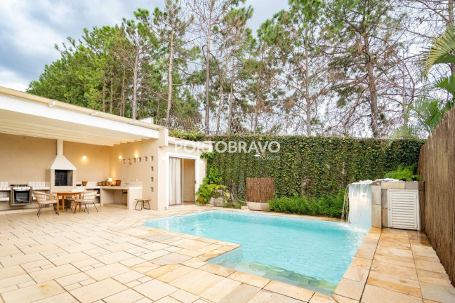 Imagem Casa com 4 Quartos à Venda, 325 m² em Alphaville - Santana De Parnaíba Imagem Casa com 4 Quartos à Venda, 325 m² em Alphaville - Santana De Parnaíba