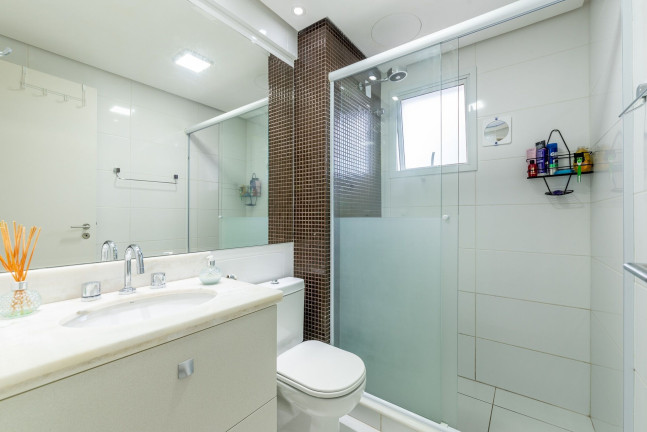 Imagem Apartamento com 2 Quartos à Venda, 111 m² em Menino Deus - Porto Alegre Imagem Apartamento com 2 Quartos à Venda, 111 m² em Menino Deus - Porto Alegre