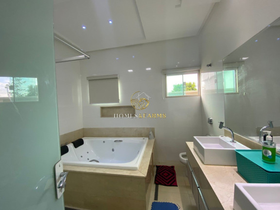 Imagem Casa com 4 Quartos à Venda, 287 m² em Jardins Lisboa - Goiânia Imagem Casa com 4 Quartos à Venda, 287 m² em Jardins Lisboa - Goiânia
