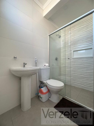 Imagem Apartamento com 4 Quartos para Temporada, 170 m² em Centro - Balneário Camboriú Imagem Apartamento com 4 Quartos para Temporada, 170 m² em Centro - Balneário Camboriú