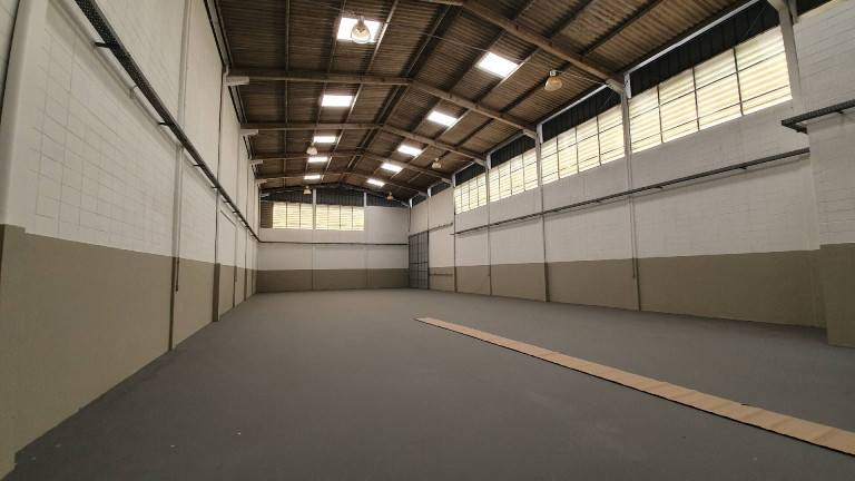 Imagem Galpão para Alugar, 525 m² em Sítio Do Rosário - Santana De Parnaíba Imagem Galpão para Alugar, 525 m² em Sítio Do Rosário - Santana De Parnaíba