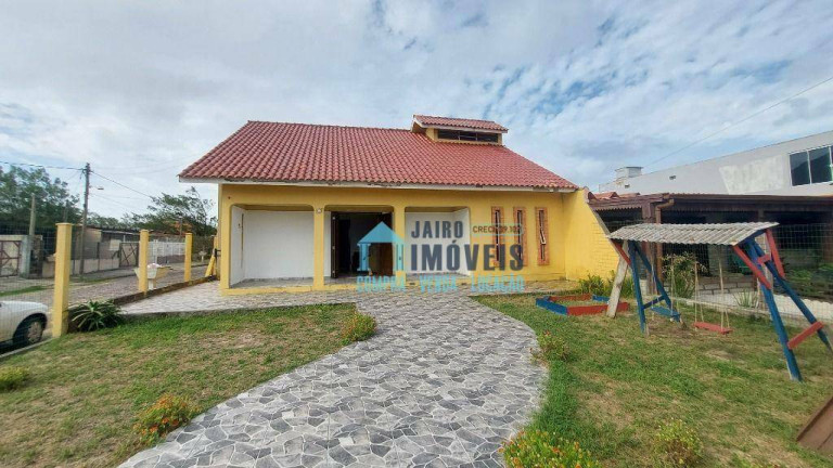 Imagem Casa com 3 Quartos à Venda, 360 m² em Centro - Balneário Pinhal Imagem Casa com 3 Quartos à Venda, 360 m² em Centro - Balneário Pinhal