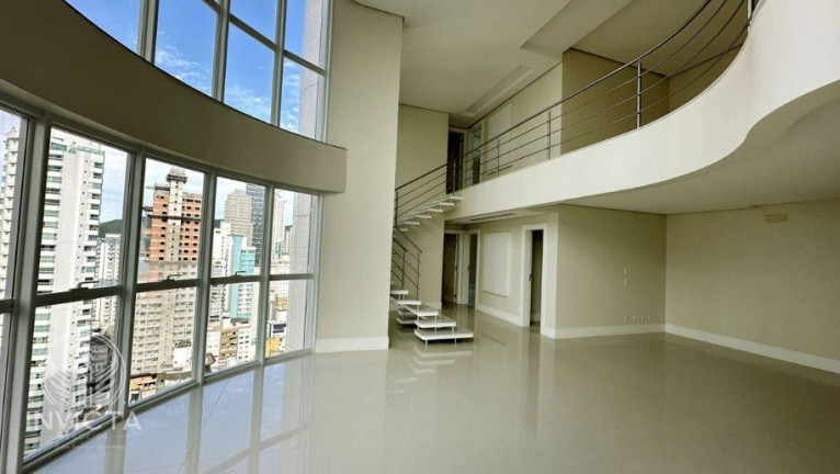 Imagem Apartamento com 4 Quartos à Venda, 240 m² em Centro - Balneário Camboriú Imagem Apartamento com 4 Quartos à Venda, 240 m² em Centro - Balneário Camboriú
