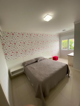 Imagem Casa com 5 Quartos à Venda, em Atlantida - Xangri-la Imagem Casa com 5 Quartos à Venda, em Atlantida - Xangri-la
