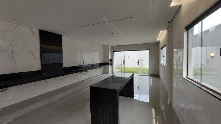 Imagem Casa com 3 Quartos à Venda, 394 m² em Setor Leste Universitário - Goiânia Imagem Casa com 3 Quartos à Venda, 394 m² em Setor Leste Universitário - Goiânia