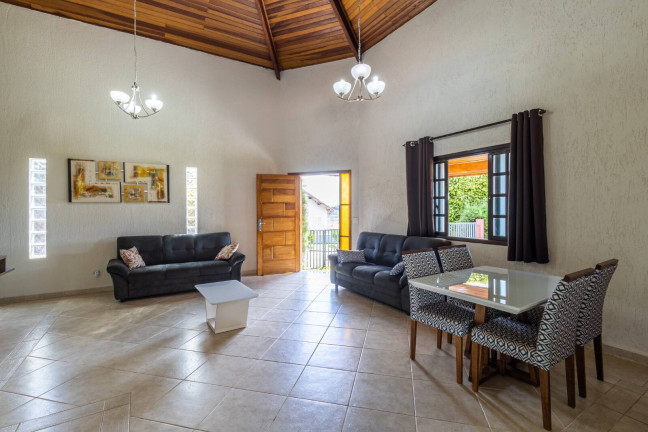 Imagem Chácara com 3 Quartos à Venda, 926 m² em Tanque - Atibaia