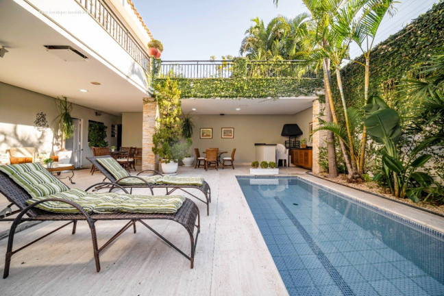 Imagem Casa com 3 Quartos à Venda, 483 m² em Vila Nova Conceição - São Paulo Imagem Casa com 3 Quartos à Venda, 483 m² em Vila Nova Conceição - São Paulo