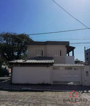 Sobrado com 4 Quartos à Venda, 160 m² em Aviação - Praia Grande