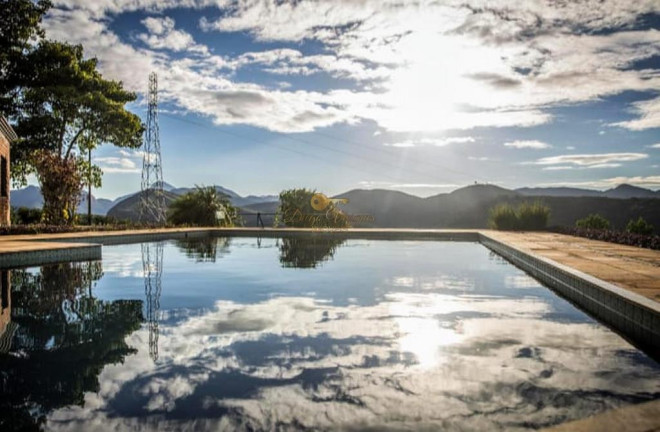 Imagem Casa com 5 Quartos à Venda, 1.000 m² em Fazenda Suiça - Teresópolis Imagem Casa com 5 Quartos à Venda, 1.000 m² em Fazenda Suiça - Teresópolis