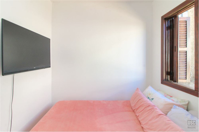 Imagem Casa com 3 Quartos à Venda,  em Vila Nova - Porto Alegre