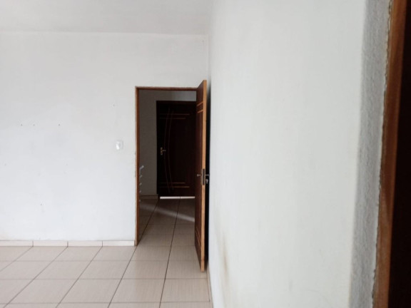 Imagem Sobrado com 3 Quartos à Venda, 188 m² em Jardim Quaresmeira - Suzano Imagem Sobrado com 3 Quartos à Venda, 188 m² em Jardim Quaresmeira - Suzano