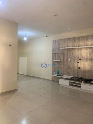 Imagem Casa com 3 Quartos à Venda, 190 m² em Cambeba - Fortaleza Imagem Casa com 3 Quartos à Venda, 190 m² em Cambeba - Fortaleza