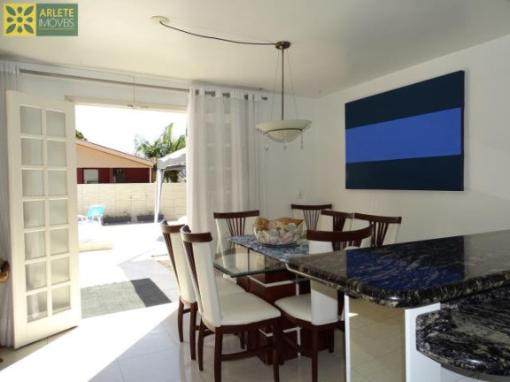 Imagem Casa com 3 Quartos à Venda, 150 m² em Centro - Porto Belo Imagem Casa com 3 Quartos à Venda, 150 m² em Centro - Porto Belo