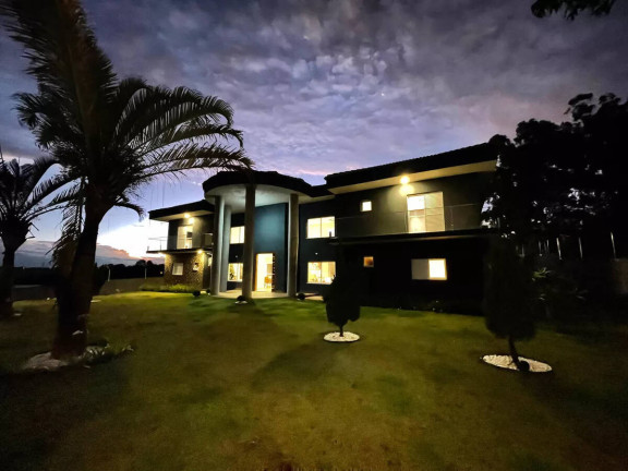Imagem Chácara com 7 Quartos à Venda, 5.000 m² em Jeriva - Boituva