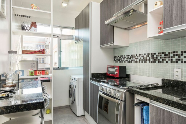 Imagem Apartamento com 2 Quartos à Venda, 52 m² em Santo Antônio - Porto Alegre