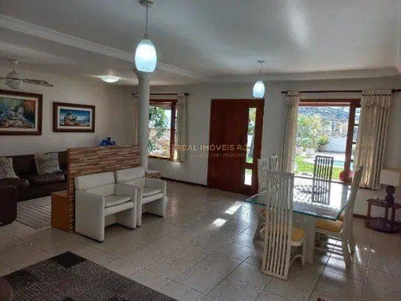Imagem Casa com 4 Quartos à Venda, 350 m² em Freguesia (jacarepaguá) - Rio De Janeiro