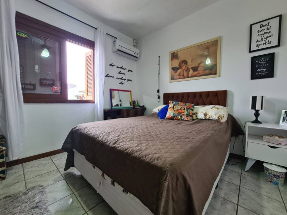 Imagem Casa com 3 Quartos à Venda, 110 m² em Centro - Xangri-lá