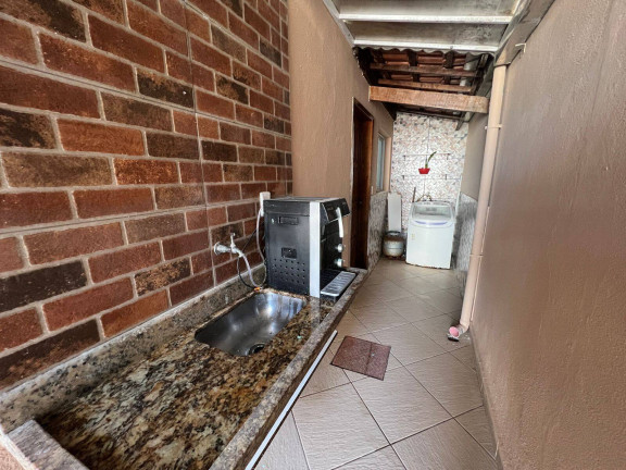 Imagem Casa com 2 Quartos à Venda, 50 m² em Solemar - Praia Grande