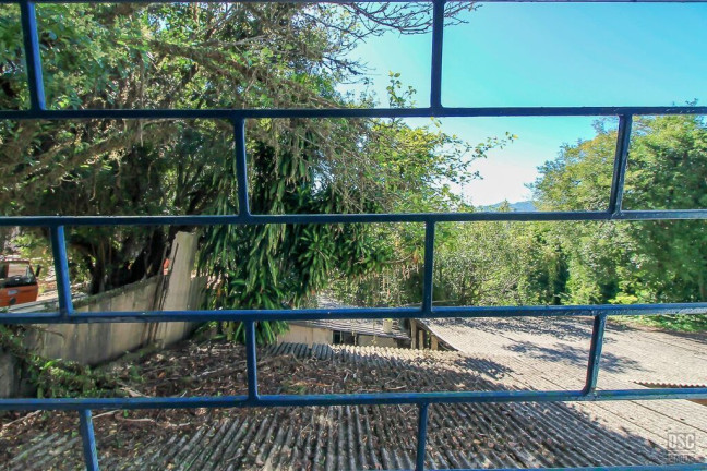 Imagem Terreno à Venda, 2.420 m² em Vila Nova - Porto Alegre Imagem Terreno à Venda, 2.420 m² em Vila Nova - Porto Alegre