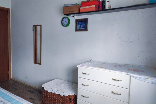 Imagem Imóvel com 2 Quartos à Venda, em Floresta - Porto Alegre Imagem Imóvel com 2 Quartos à Venda, em Floresta - Porto Alegre