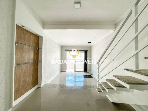 Imagem Apartamento com 3 Quartos à Venda, 208 m² em Algodoal - Cabo Frio