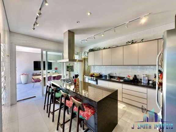 Imagem Casa com 4 Quartos à Venda, 345 m² em Granja Viana - Carapicuíba Imagem Casa com 4 Quartos à Venda, 345 m² em Granja Viana - Carapicuíba