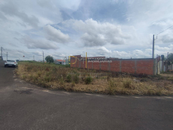 Imagem Terreno à Venda, 360 m² em Lívia - Botucatu