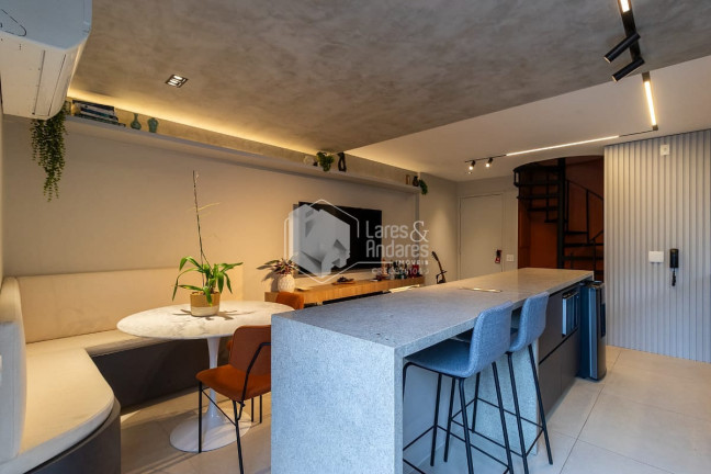 Imóvel com 2 Quartos à Venda, 58 m² em Moema - São Paulo
