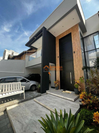 Imagem Sobrado com 4 Quartos à Venda, 210 m² em Parque Renato Maia - Guarulhos Imagem Sobrado com 4 Quartos à Venda, 210 m² em Parque Renato Maia - Guarulhos