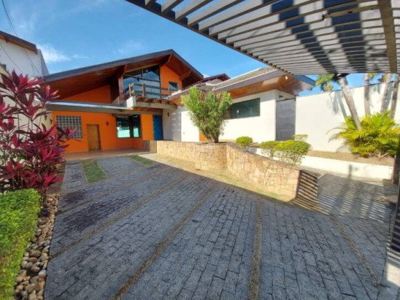 Imagem Casa com 3 Quartos à Venda, 400 m² em Jardim Das Nações - Taubaté Imagem Casa com 3 Quartos à Venda, 400 m² em Jardim Das Nações - Taubaté