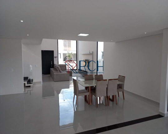 Casa com 3 Quartos à Venda, 300 m² em Brasil - Itu