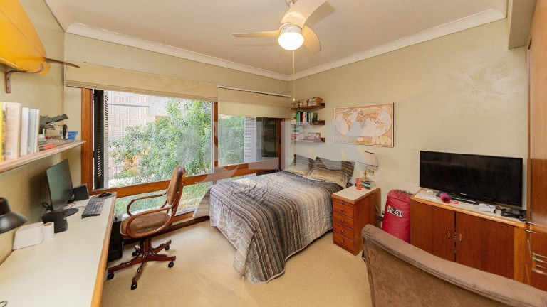 Imagem Apartamento com 3 Quartos à Venda, 246 m² em Petrópolis - Porto Alegre Imagem Apartamento com 3 Quartos à Venda, 246 m² em Petrópolis - Porto Alegre
