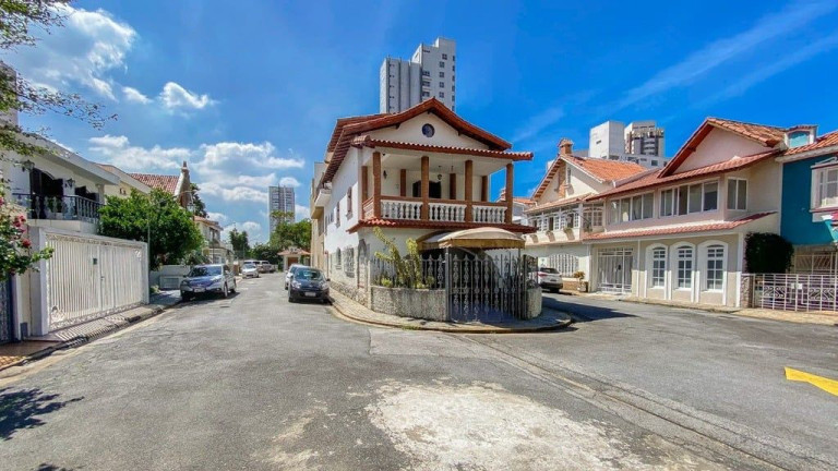 Imagem Casa com 5 Quartos à Venda, 275 m² em Cambuci - São Paulo
