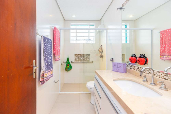 Imagem Casa com 3 Quartos à Venda, em Alto Da Boa Vista - São Paulo Imagem Casa com 3 Quartos à Venda, em Alto Da Boa Vista - São Paulo