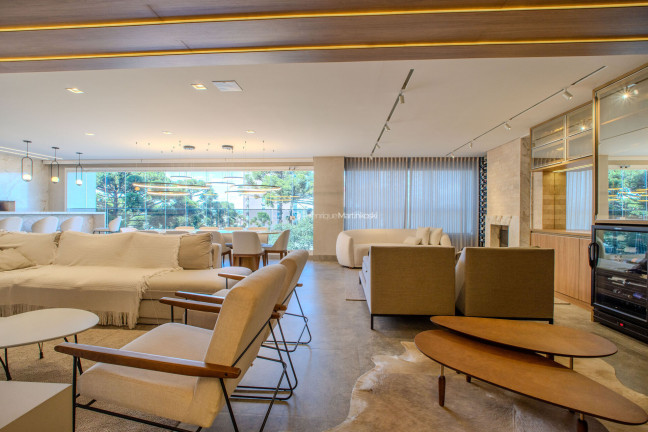 Apartamento com 4 Quartos à Venda, 260 m² em Ecoville - Curitiba