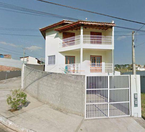 Casa com 3 Quartos para Alugar, 261 m² em Jardim Bandeirantes - Louveira