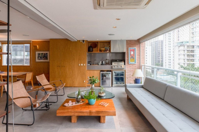 Imagem Imóvel com 3 Quartos à Venda, 201 m² em Itaim Bibi - São Paulo
