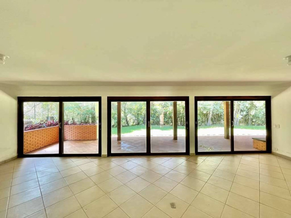 Imagem Casa com 7 Quartos à Venda, 610 m² em Jardim Santa Paula - Cotia Imagem Casa com 7 Quartos à Venda, 610 m² em Jardim Santa Paula - Cotia