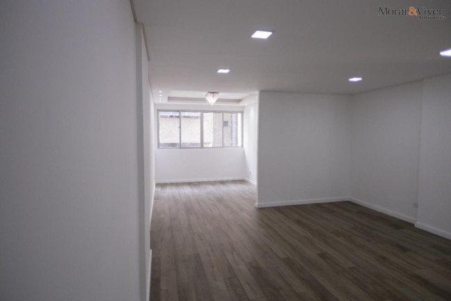 Imagem Apartamento com 3 Quartos à Venda, 92 m² em água Verde - Curitiba
