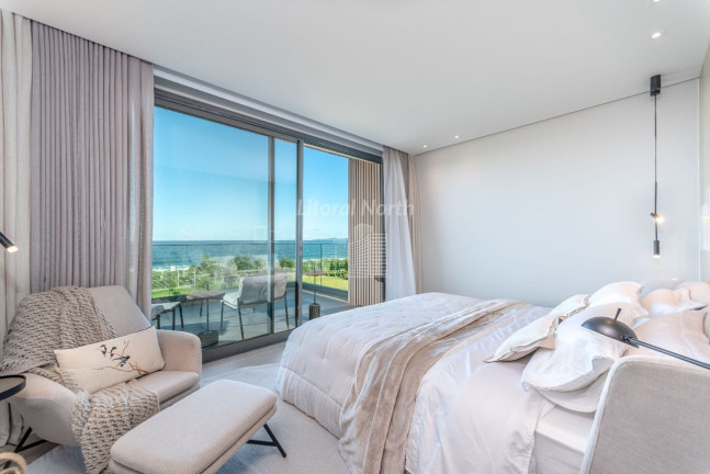 Imagem Casa com 5 Quartos à Venda, 458 m² em Praia Do Estaleiro - Balneário Camboriú